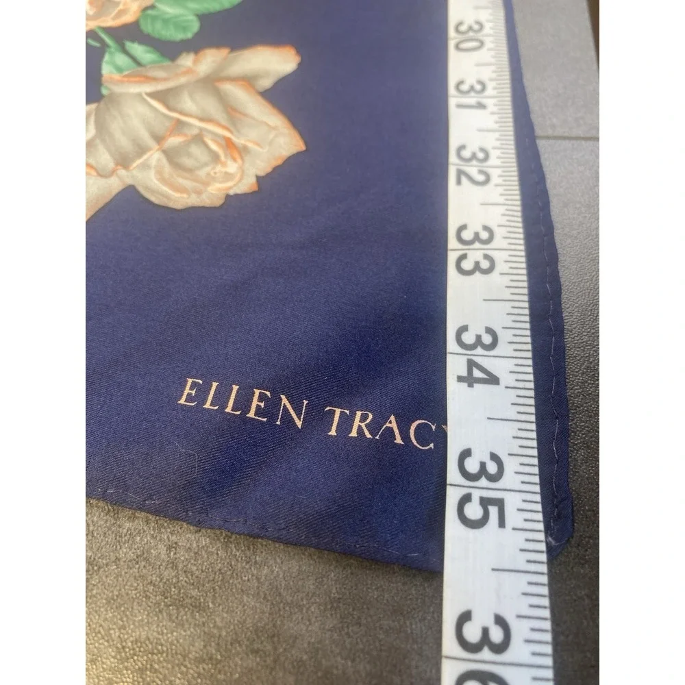 Ellen Tracy VTG SIlk Scarf Navy With Roses 34 x 35 New without Tags